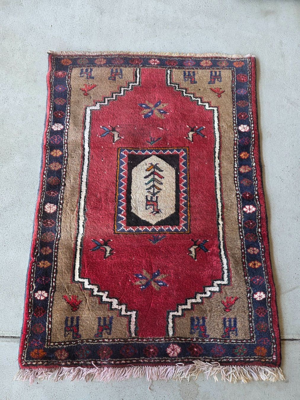 Teppiche: antiker Orient Teppich 120 cm x 87 cm – Gebraucht aus Walterswil BE von Lonitti 3