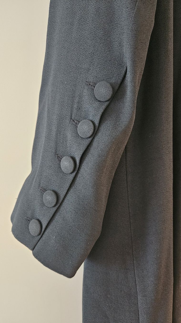 Giacche: Leichte Jacke Schwarz Louise B. – Usato da Wetzikon ZH venduto da ELIVNE 2