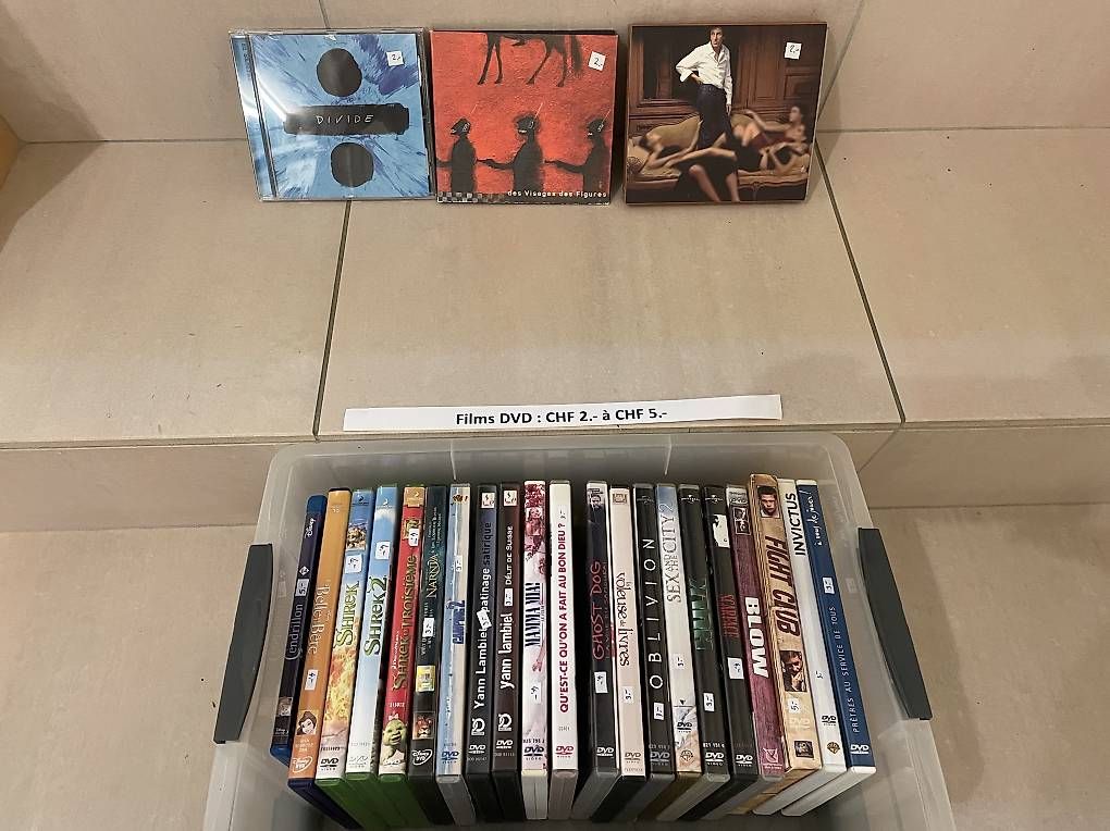 Alle DVDs: Divers DVD + 3 CD a vendre – Gebraucht aus Corcelles-pres-Concise von Dilem 1