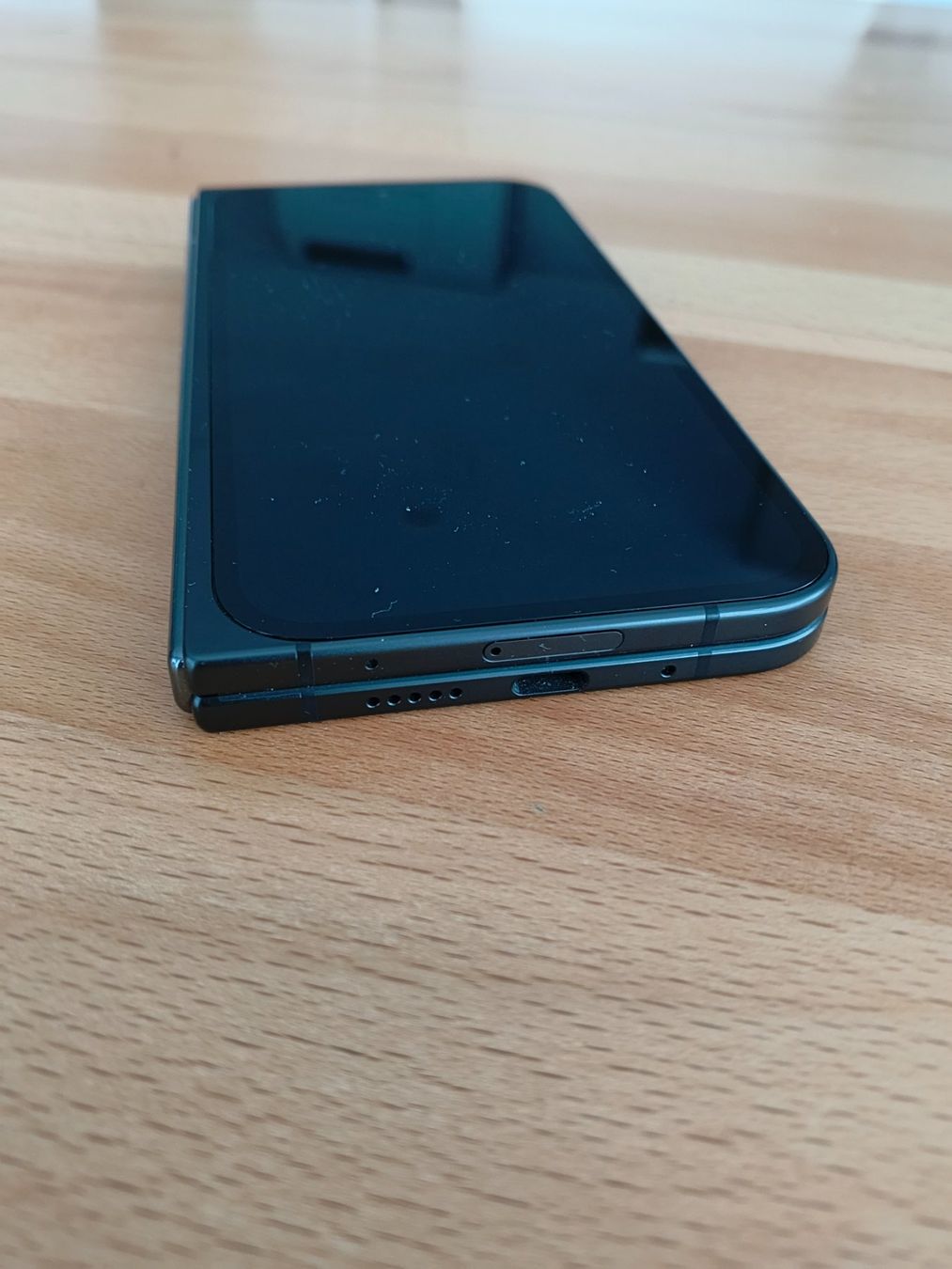 Google Telefoni cellulari / Smartphones: Google Pixel Fold 5G 512GB Obsidian - Top Zustand – Usato da Niederrohrdorf venduto da fi2_down 4