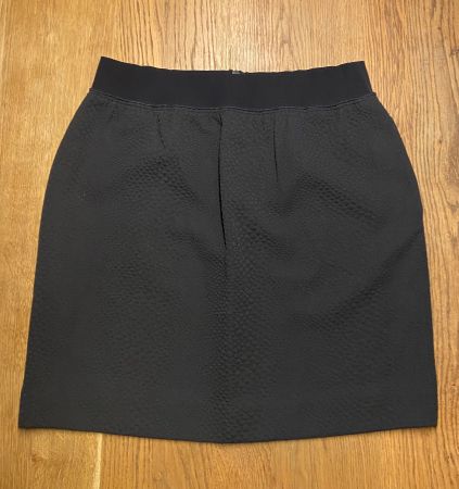 COMPTOIR DES COTONNIERS Jupe noire relief écailles 40