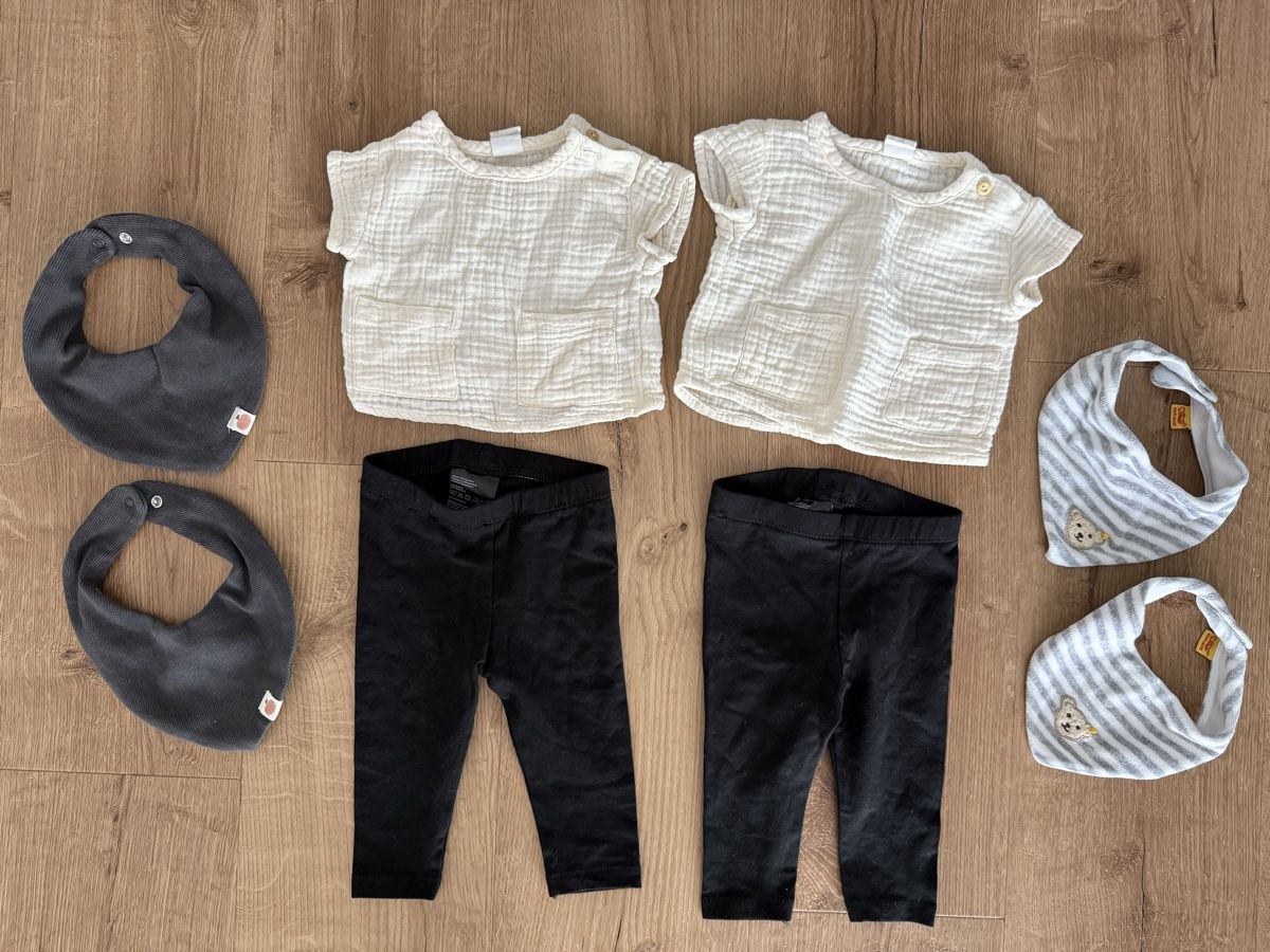 H&M Kleiderpakete & -sets: Zwillingsset Newborn passt von Gr. 50-62 – Neu (gemäss Beschreibung) aus Olten von smashbox