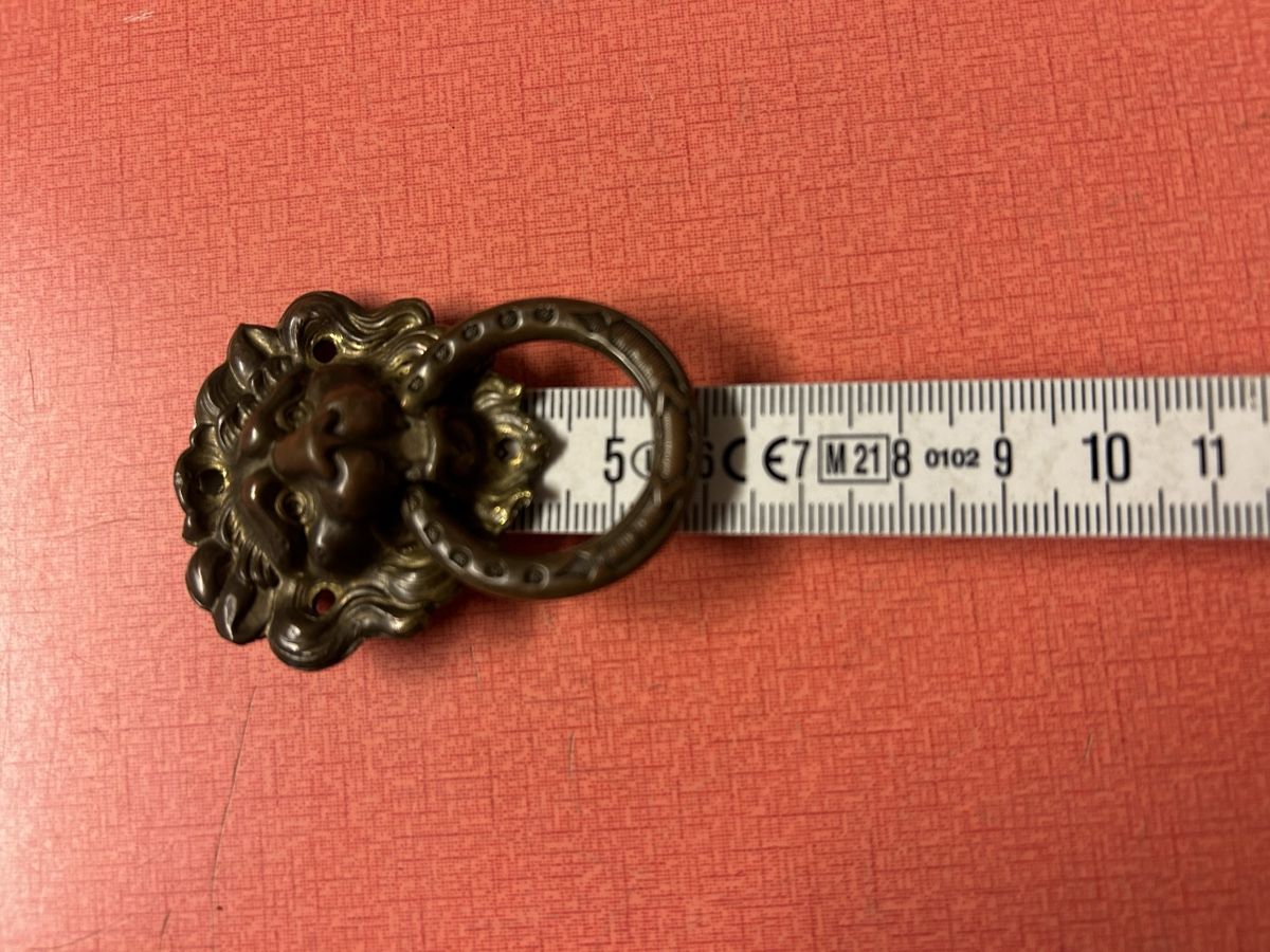 Ferramenta: Beschlag Löwenkopf mit Ring Messing Antik. – Usato da Lanzenhäusern venduto da vic63 3