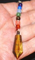 Halskette D-887 – Tigerauge mit 7 Chakra