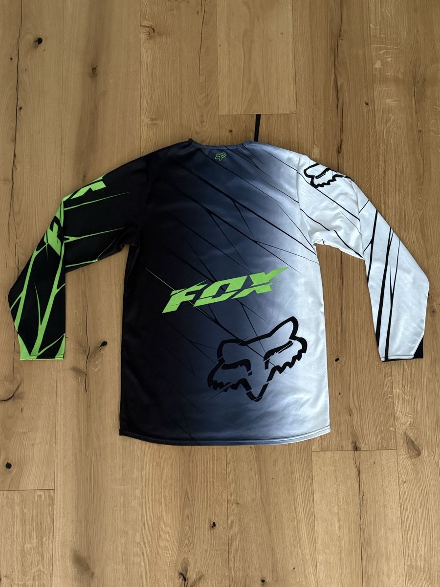 Fox T-shirt: Langarmshirt FOX  – Usato da Pfaffhausen venduto da placard 3