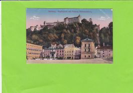 Salzburg-Kapitelplatz mit Festung
