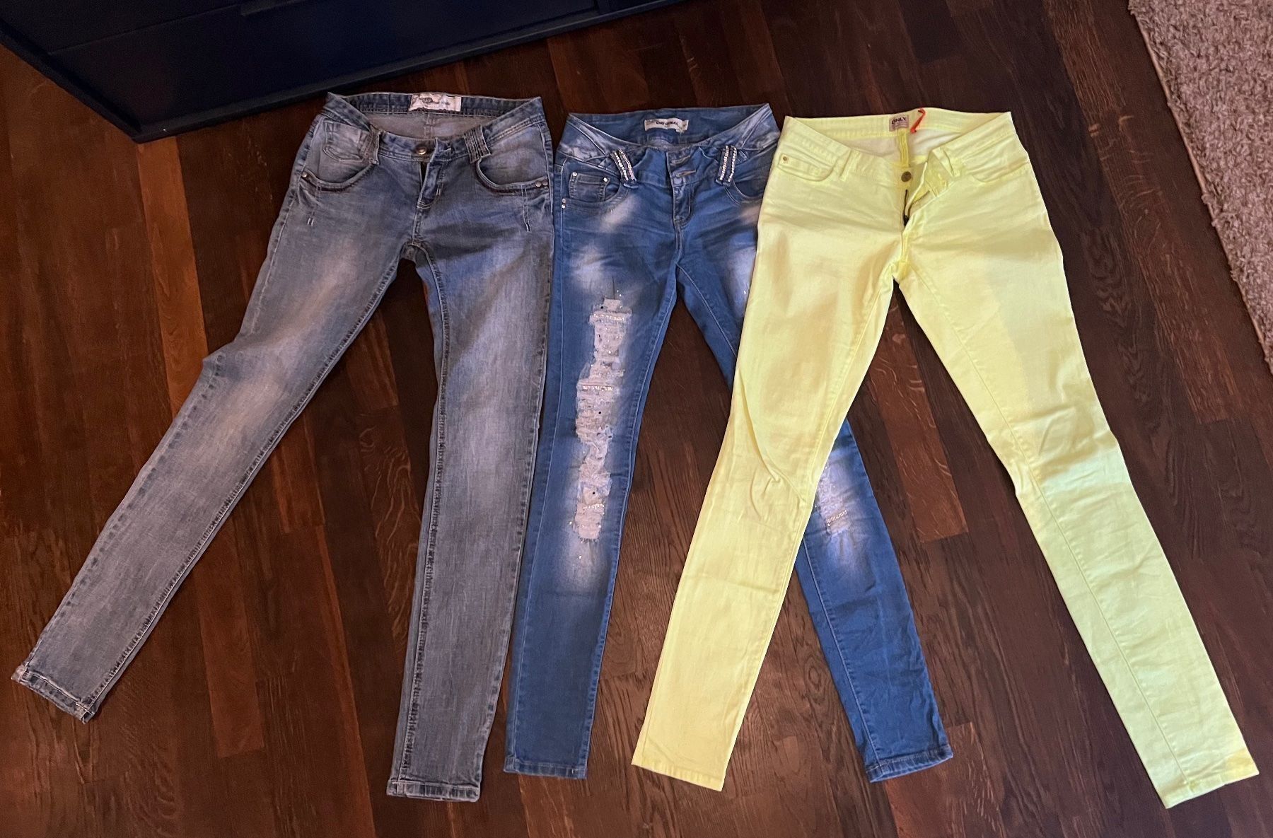 Jeans: Schöne Jeans Gr 36 – Usato da Gattikon venduto da Sunshine4.