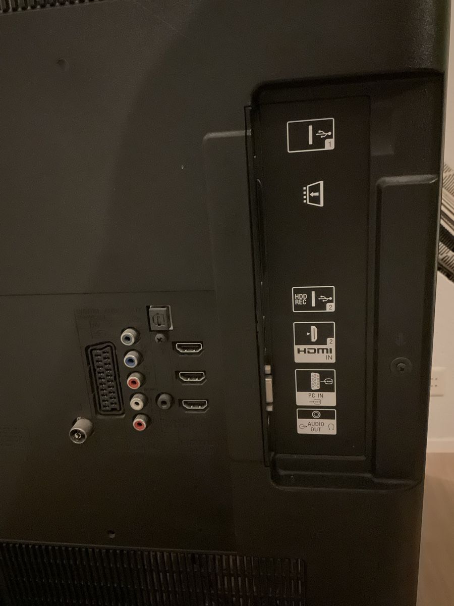 Fernseher: Sony Bravia LCD TV – Neu (gemäss Beschreibung) aus Belp von _b9mc 2