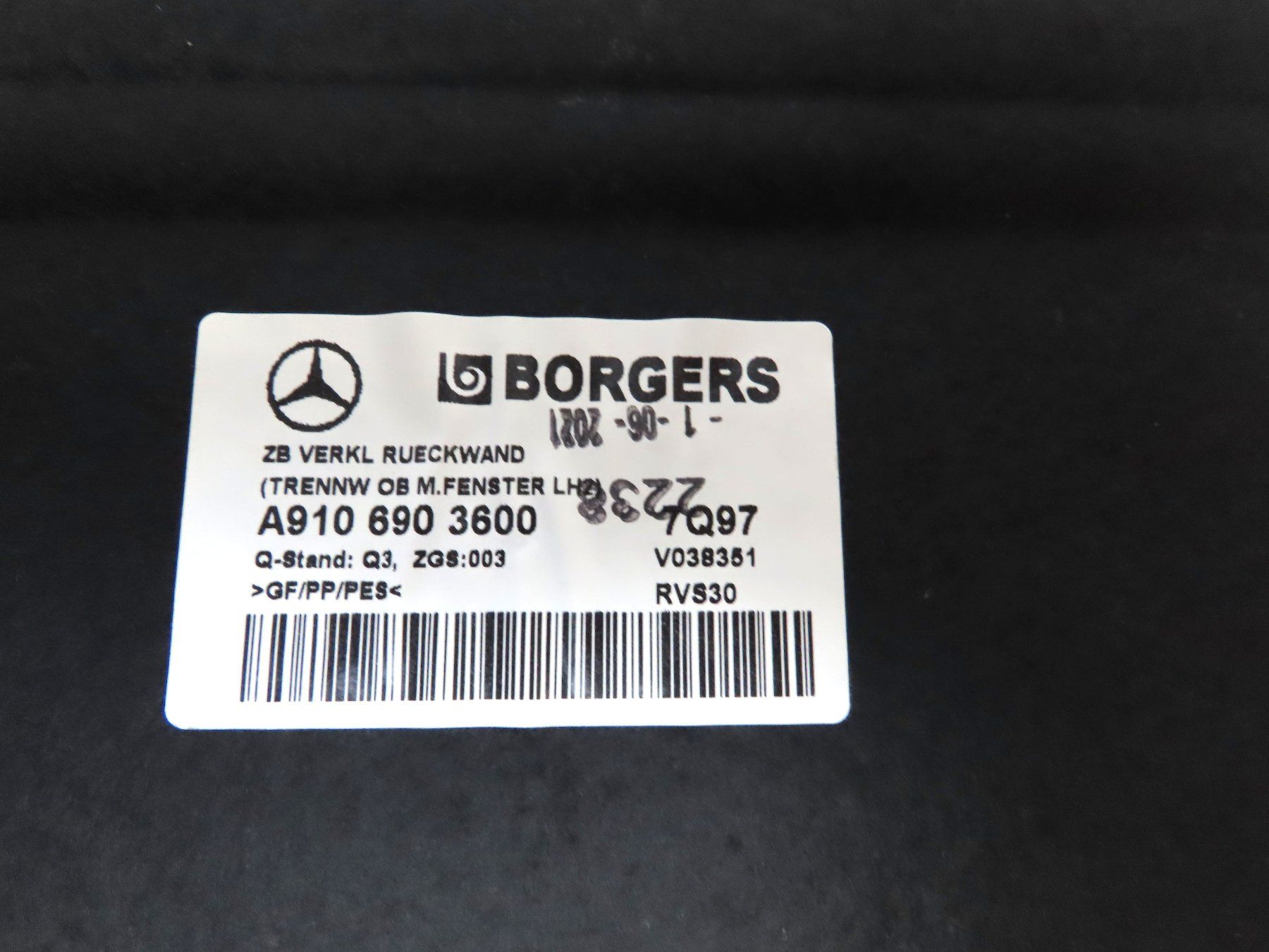 Mercedes-Benz Tutti i ricambio: Rückwand MB Sprinter – Nuovo e nell'imballaggio originale da Alpnach-Dorf venduto da Hess-Automobile 5