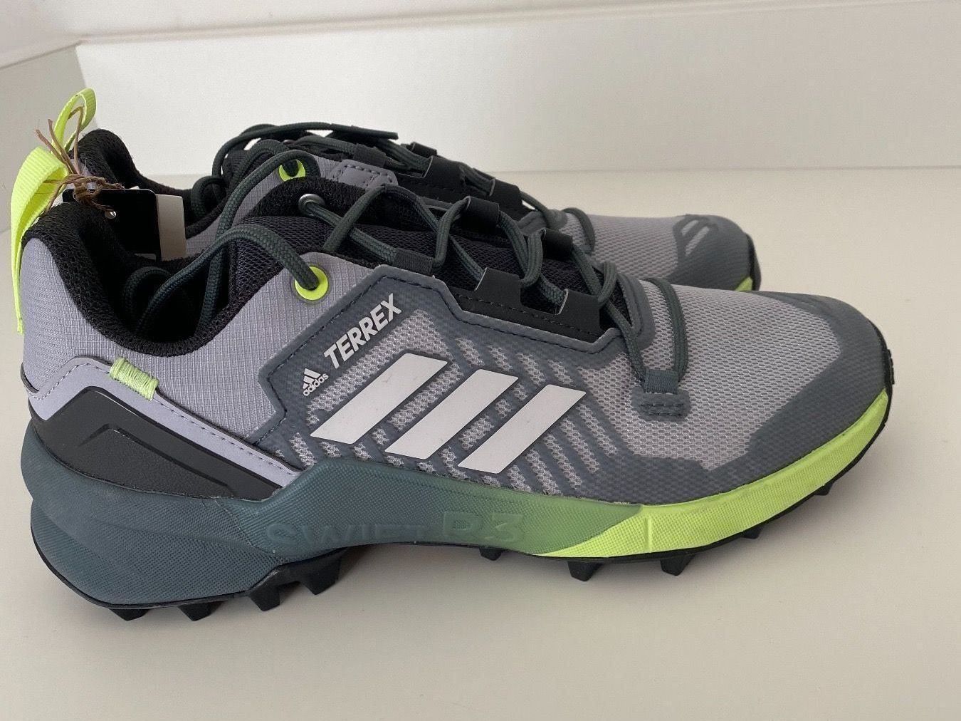 Adidas Scarpe da donna: Adidas Terrex Trekkingschuh Damen 38 2/3 – Nuovo e nell'imballaggio originale da Luzern venduto da falena01 1