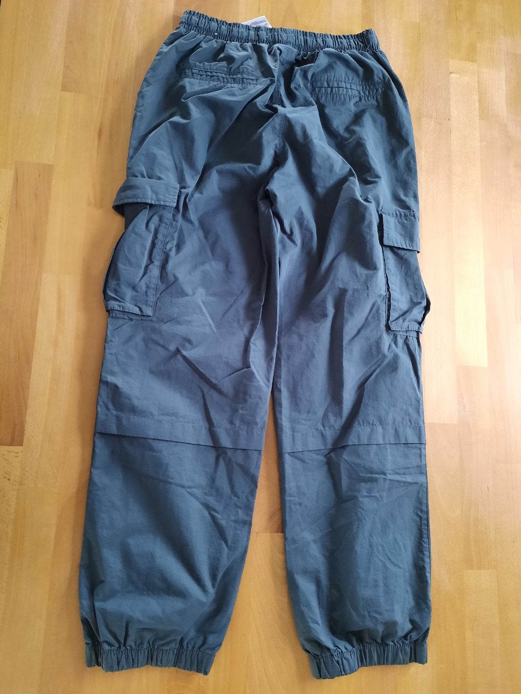Pantaloni: Lässige leichte Cargohose, Gr. 164 – Usato da Jonschwil venduto da sonja8472 1