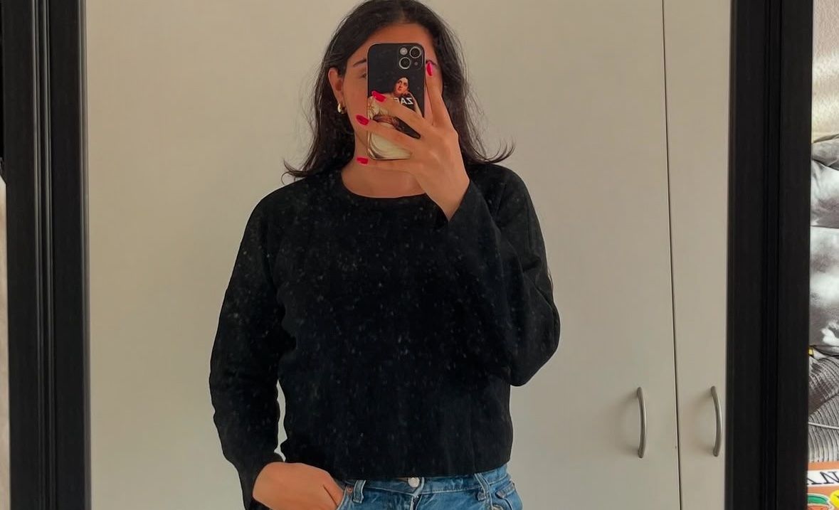Mango Maglioni & Felpe: Pull noir court, manches longues, idéal automne – Usato da Montreux venduto da m.mlkstn 2