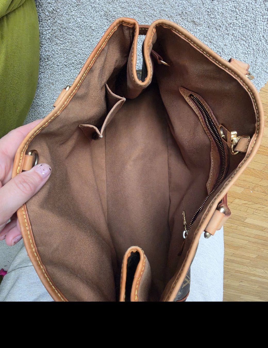 Louis Vuitton Taschen für Damen: Louis Vuitton Batignolles Tasche – Gebraucht aus St. Gallen von heartbug 9