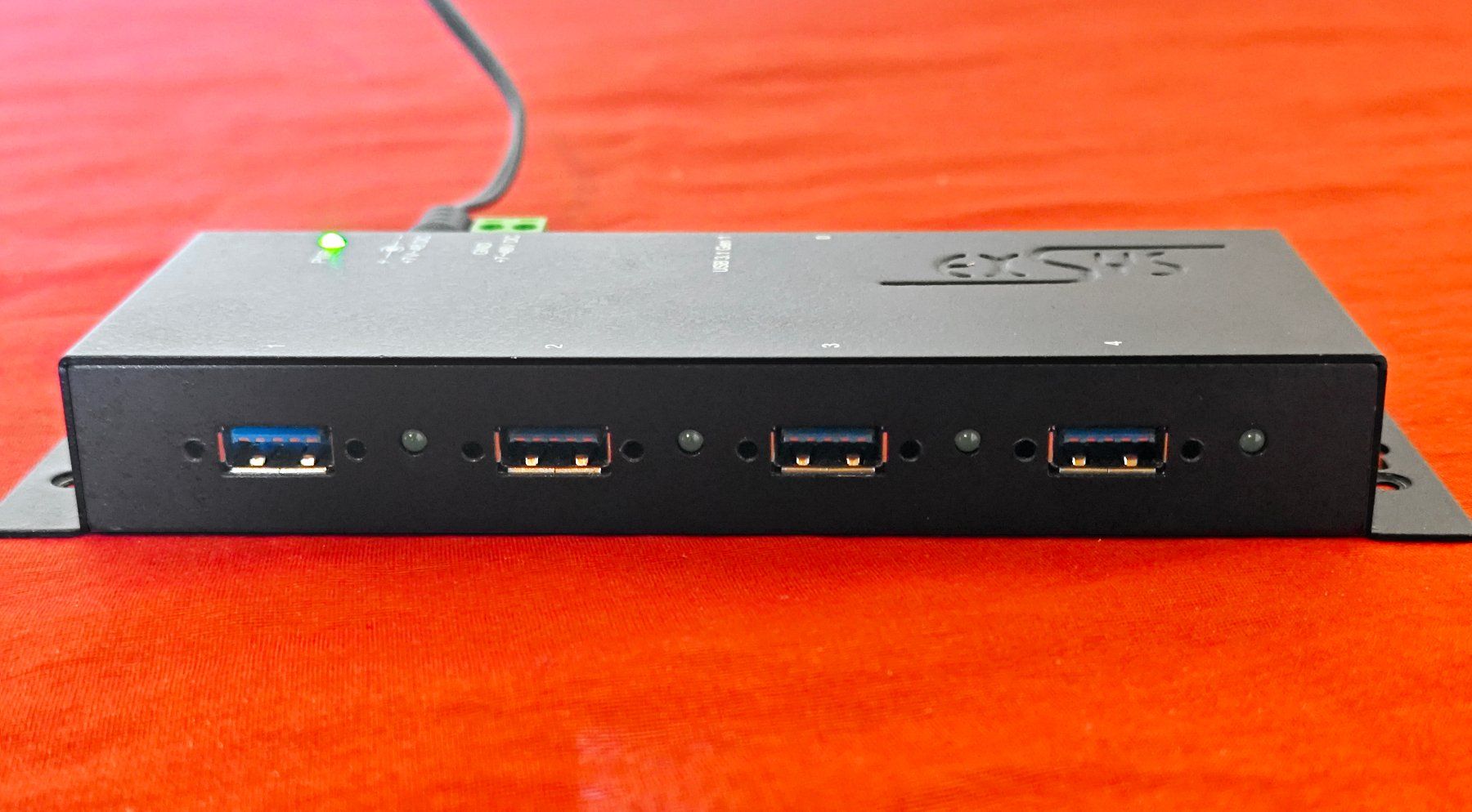 Hub & Switch: ExSys 4-Port Powered USB 3.0 Hub EX-1183HMVS Vers. 2 – Usato da Künten venduto da zarroun 2