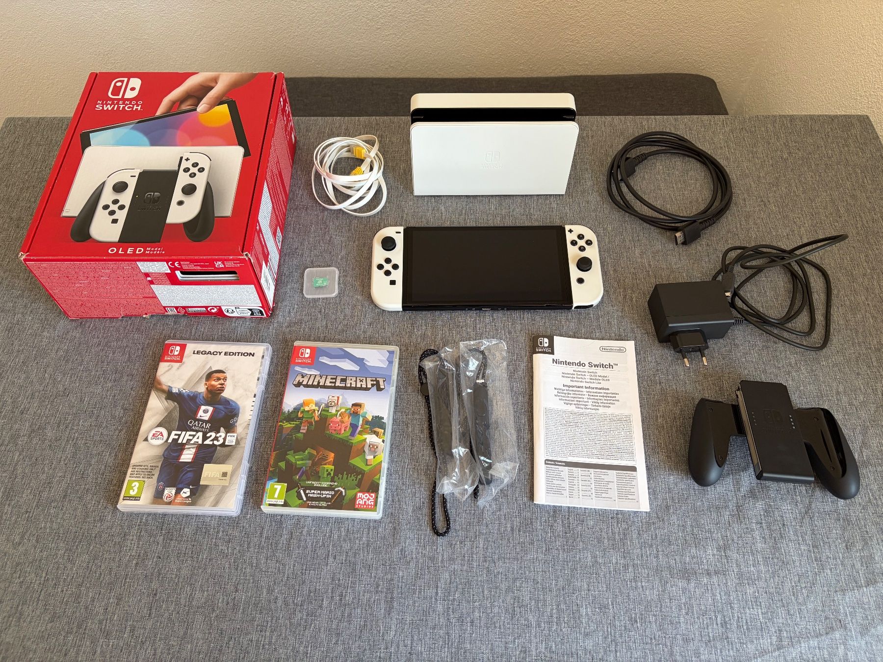 Nintendo Konsolen: Nintendo Switch OLED – Gebraucht aus Chur von maus1978 1
