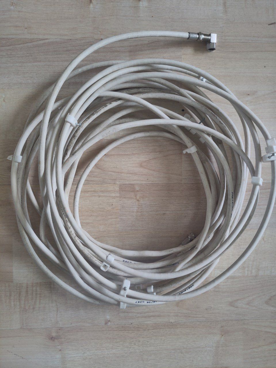 Kabel: Antennenkabel 10 m – Gebraucht aus Baden von kenaborks111