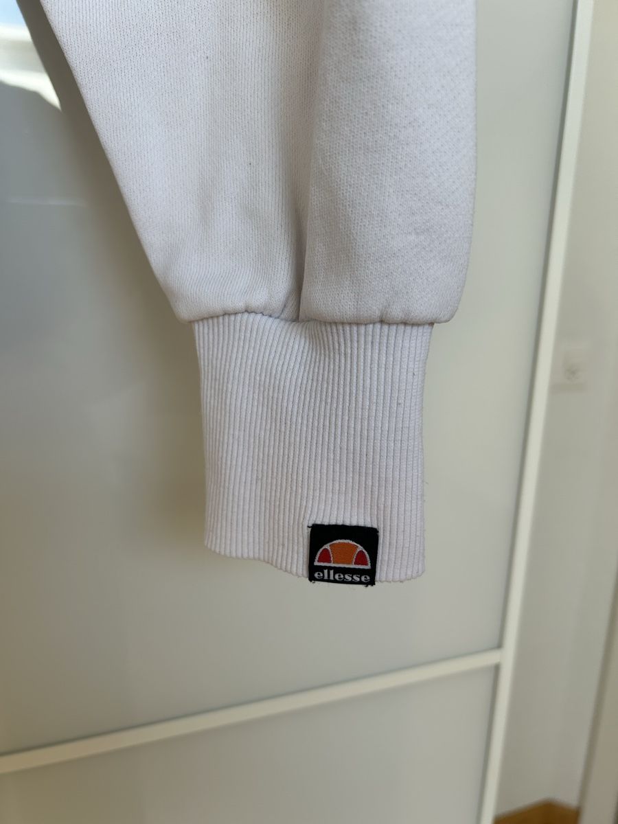 Ellesse Maglioni & Felpe: ellesse Pullover Hoodie Grösse M in weiss – Usato da Erlen venduto da nin_b8c6 4