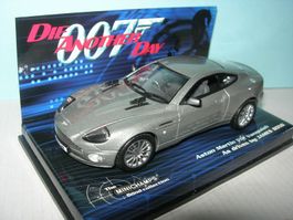 Aston Martin V12 Vanquish Bond * Minichamps  1:43