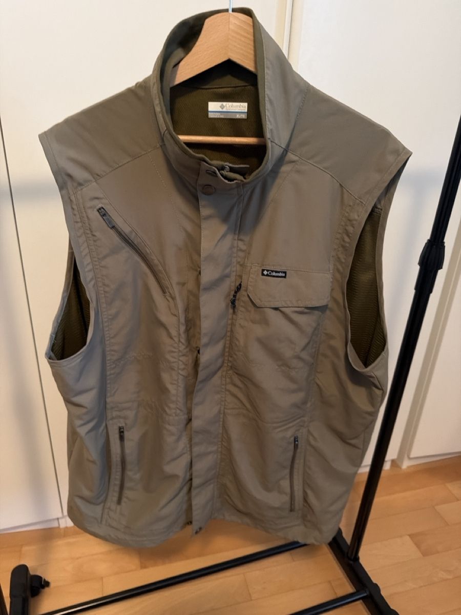 Columbia Gilet & Giacche: Columbia Gilet  – Usato da Sementina venduto da bru_vpp5