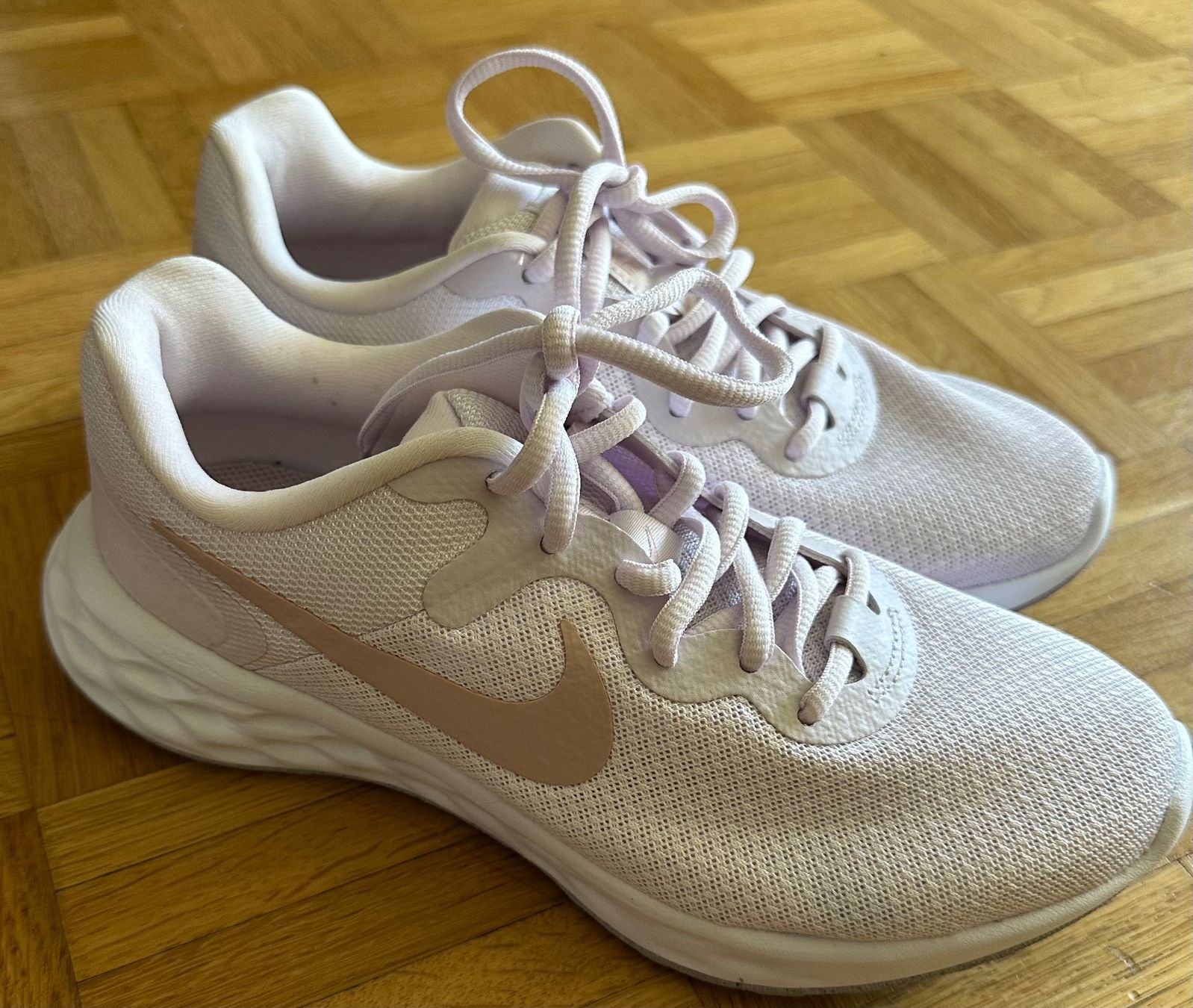 Nike Scarpe da donna: Sportschuhe running – Nuovo (secondo la descrizione) da Thalwil venduto da ass_ykv5 1