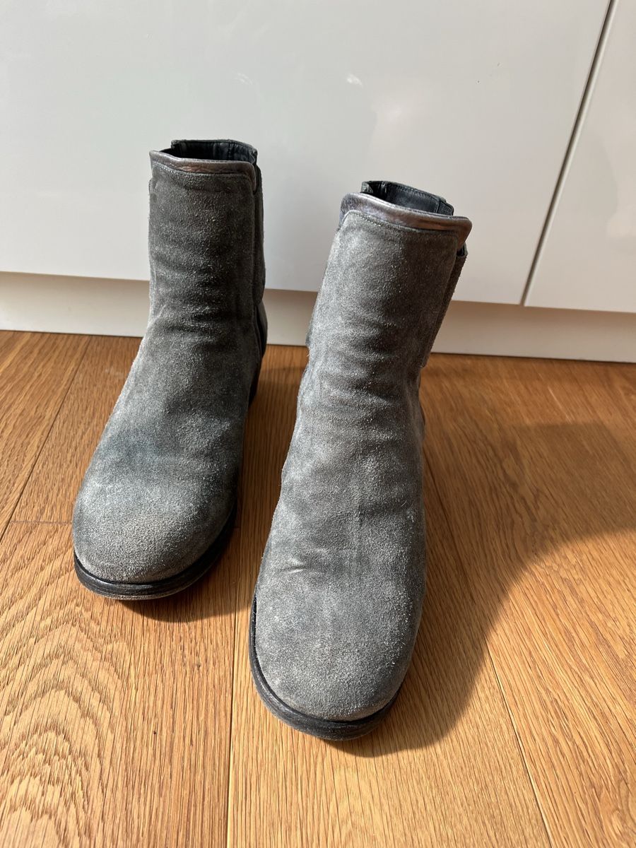 Scarpe da donna: Stiefeletten Wildleder Blaugrau Gr. 40 – Usato da Liebefeld venduto da easyco 1