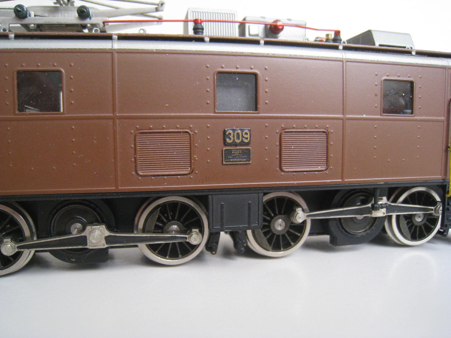 Metropolitan Modellini di ferrovie: Metrop, Ce 4/4 Nummer 309 der BLS,  699 – Usato da Buchs ZH venduto da swiss-train 1