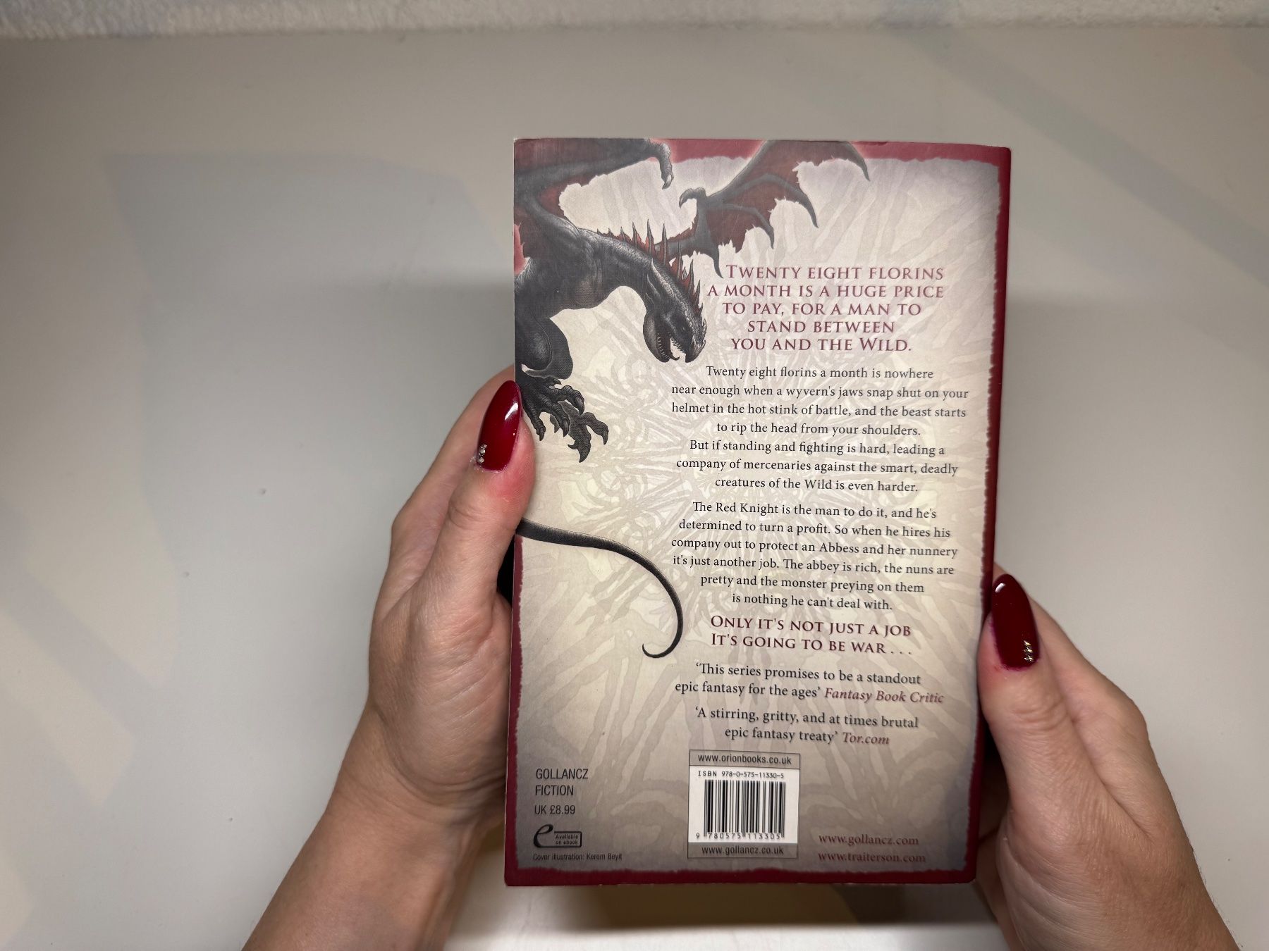 Libri: NOVEL: Miles Cameron, The Red Knight – Usato da Grosswangen venduto da English_books 9