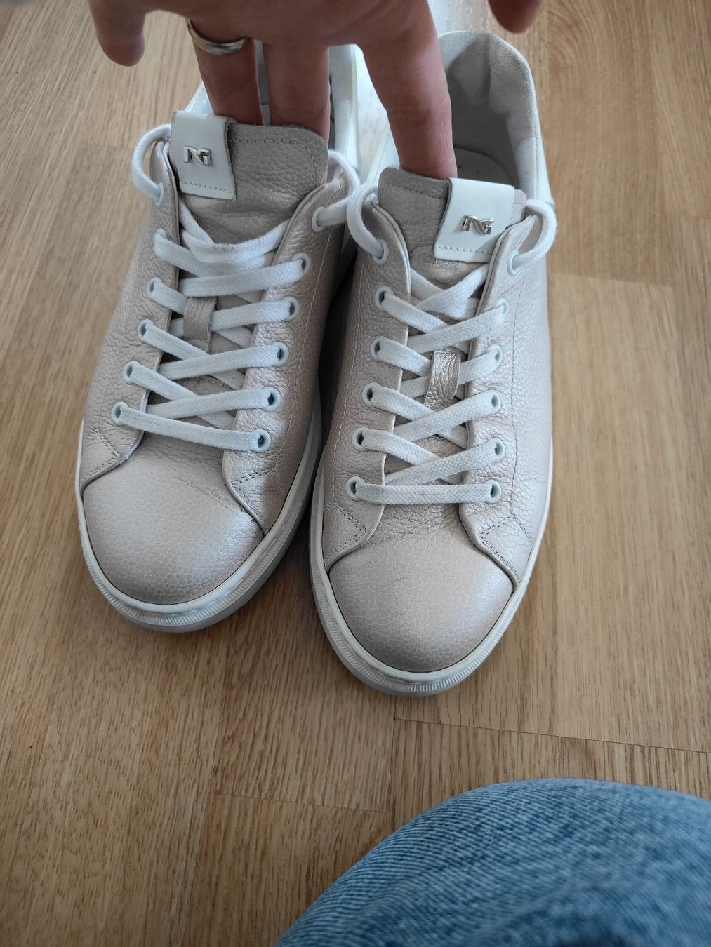 Scarpe da donna: Nero Giardini Baskets cuir, taille 37 comme neuf! – Nuovo (secondo la descrizione) da Biel/Bienne venduto da Edi5Roli3 5