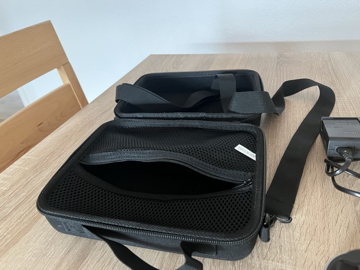 Canon Kamera: Digitalkamera Canon EOS R50 – Neu (gemäss Beschreibung) aus Steffisburg von mklossner 1