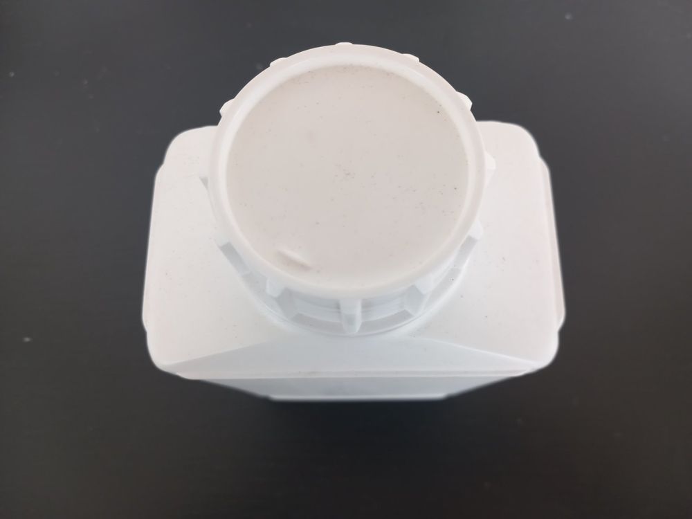 Contenitori & Simili: 4 Kunststoffflaschen, weiss, Leer, m.Deckel, für div. Zwecke – Nuovo (secondo la descrizione) da Oensingen venduto da SpiPhEg46 2