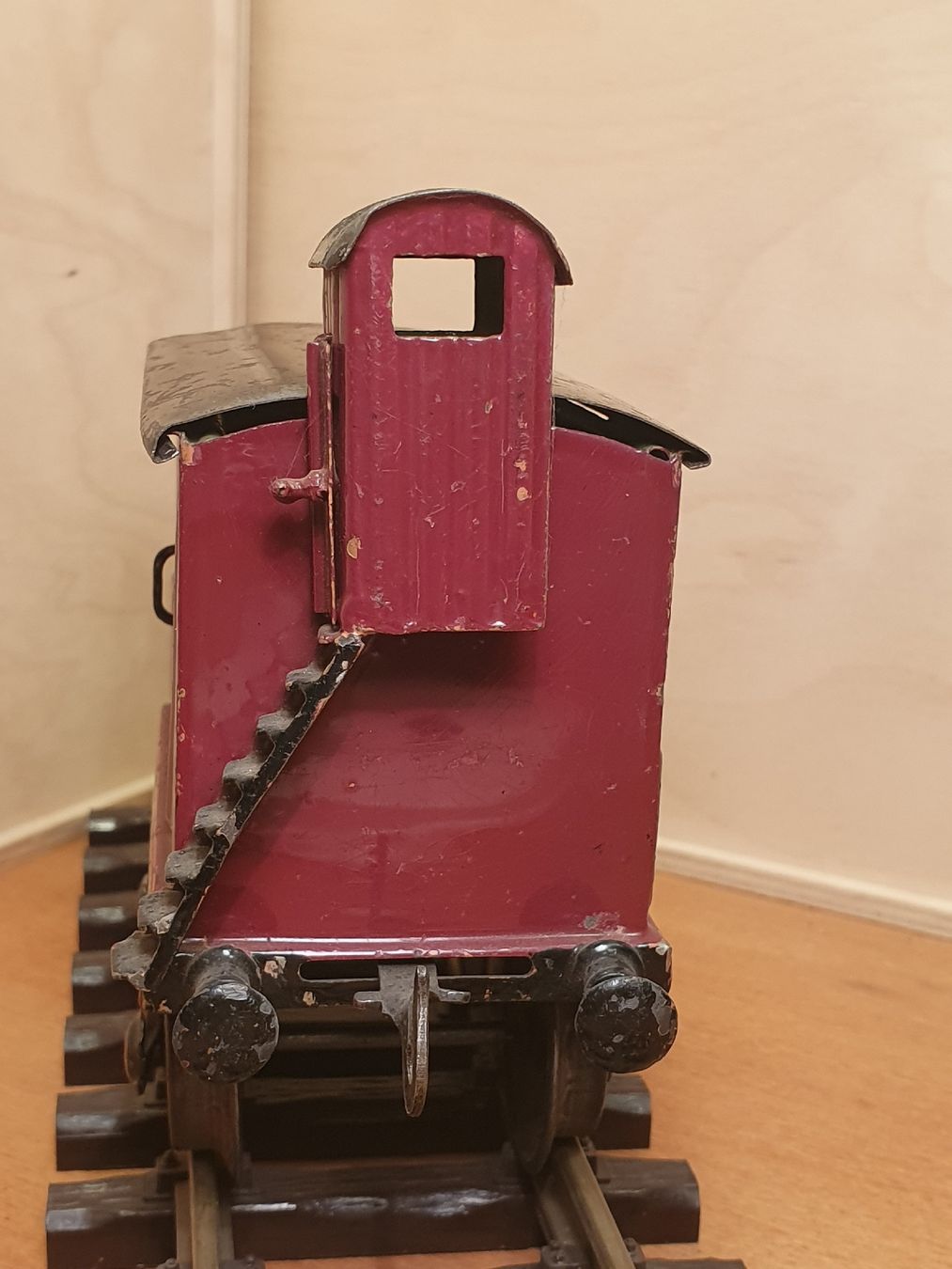 Bing Modellini di ferrovie: Antiker Bing Packwagen mit Bremserhäuschen in Spur 1 – Usato da Riehen venduto da Sandra184 3