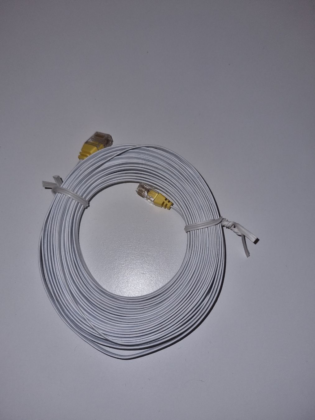 Swisscom Kabel: Netzwerkkabel weiss 10m Cat 5e Ethernet LAN – Gebraucht aus Chur von Beimirhates