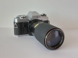 Minolta X-300 mit Batterien und 80-200mm f4