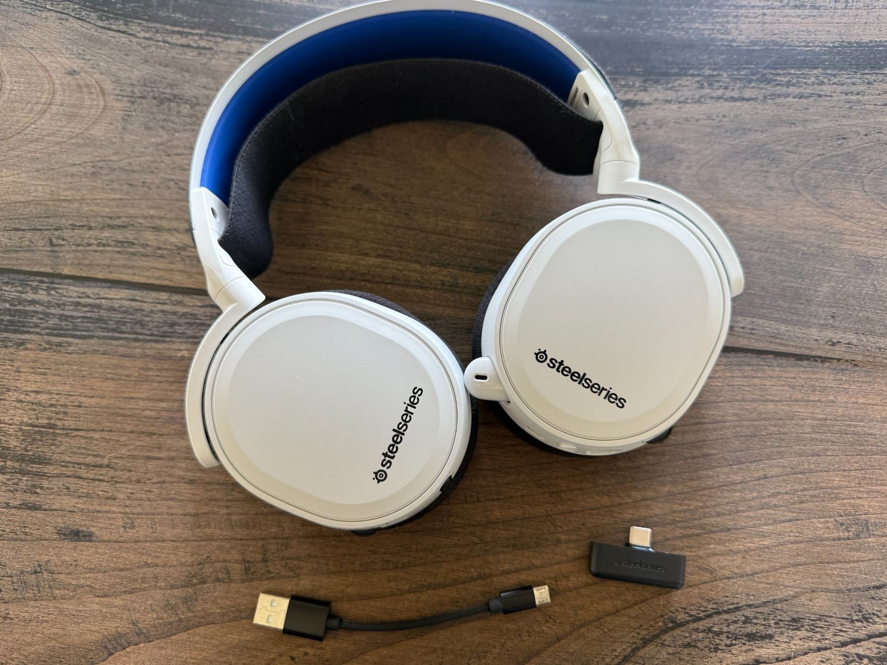 Steelseries Cuffie: SteelSeries PS5 Arctis 7P White Wireless Headset – Usato da Gachnang venduto da JohnnyBeGood88