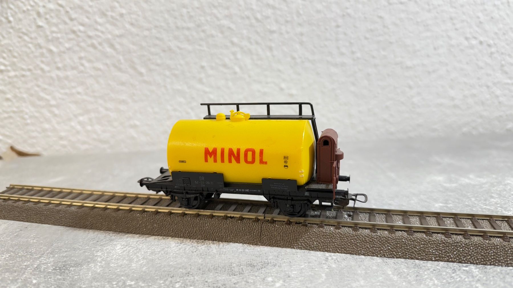 Liliput Modellini di ferrovie: Lilliput Tankwagen H0 / DC – Usato da Schlieren venduto da rat_lq6b 3