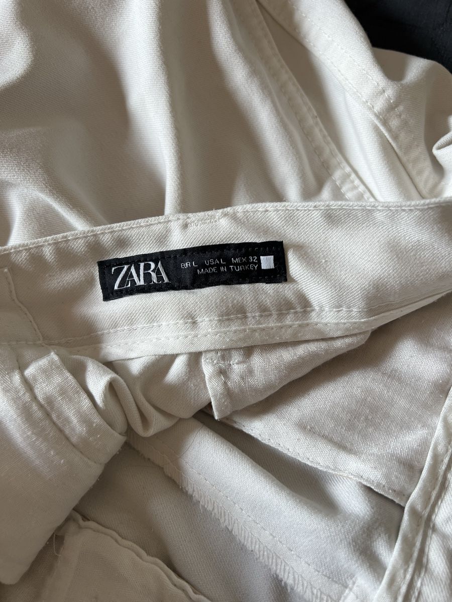 Zara Pantaloni: Pantalon Straight – Usato da Lausanne venduto da shabnam.t 2