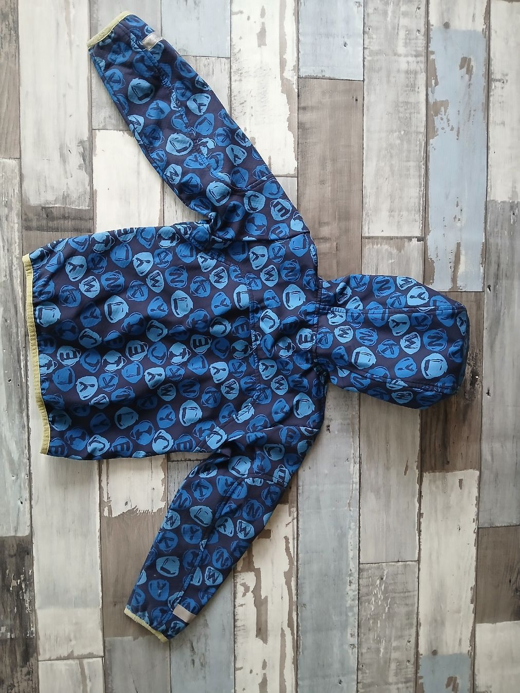 Mckinley Giacche & Cappotti: 116 McKinley Softshelljacke mit Reflektoren Wasserabweisend – Usato da Sevelen venduto da boutiquenounou 4