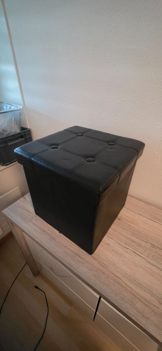 Hocker: Hocker mit Stauraum – Gebraucht aus Zürich von Abrar123 7