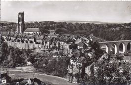 FRIBOURG, vue sur le vieille ville
