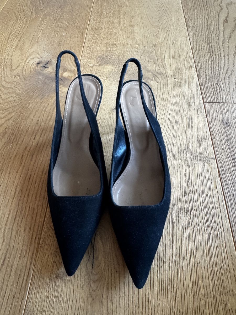 Scarpe da donna: Flattered Sling Pump Gr 40 in Schwarz – Usato da Zürich venduto da natashafalter