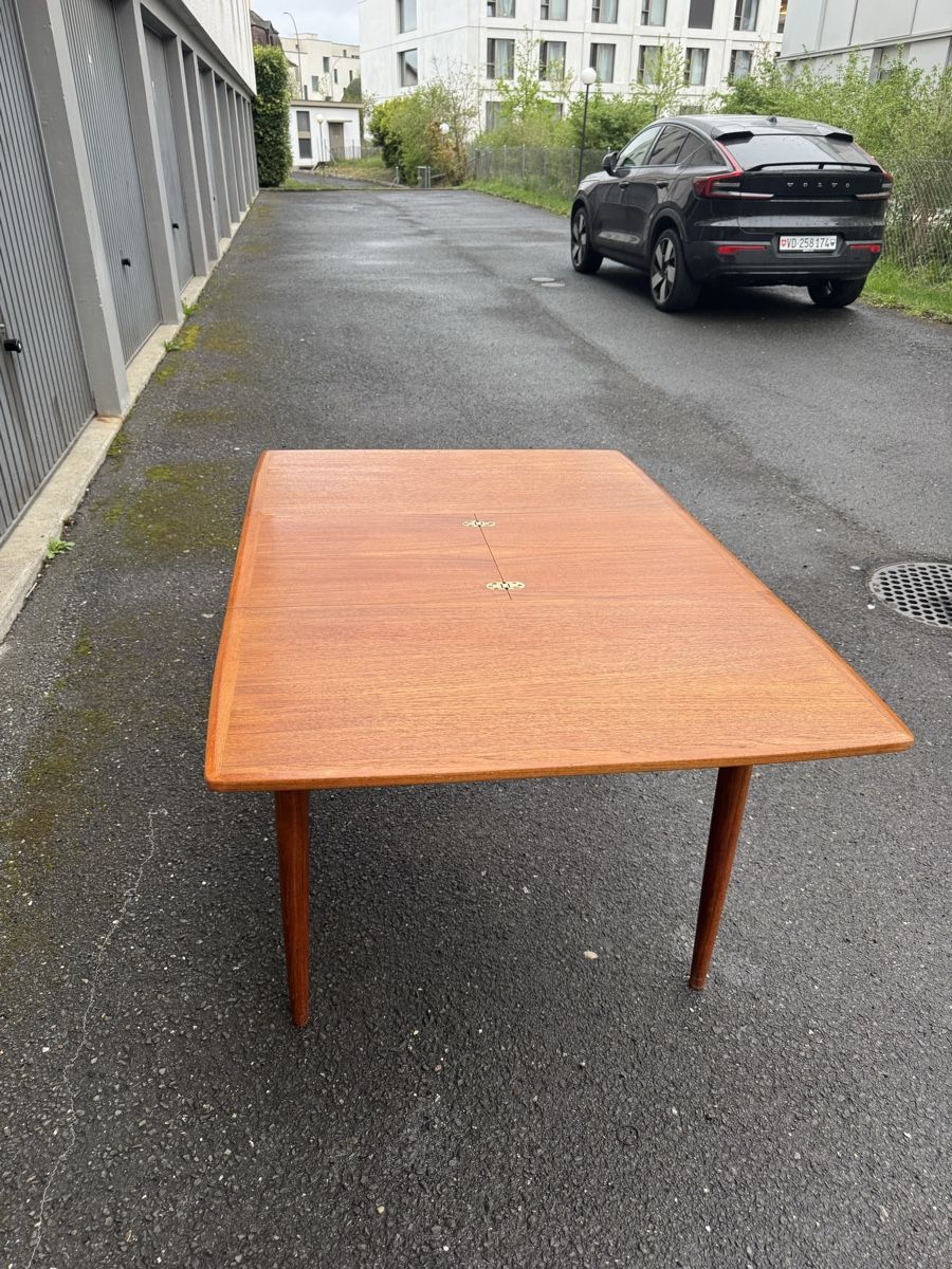 Tables: Table à manger en teck  – D'occasion à Yverdon-les-Bains par azi_2g8g 6