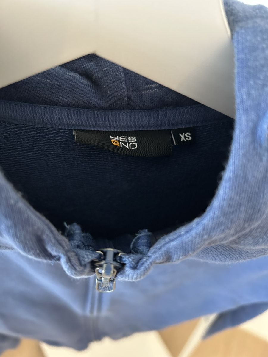 Maglioni & Felpe: Kapuzenjacke Grösse XS – Usato da Niederhelfenschwil venduto da aur_ms6f 3
