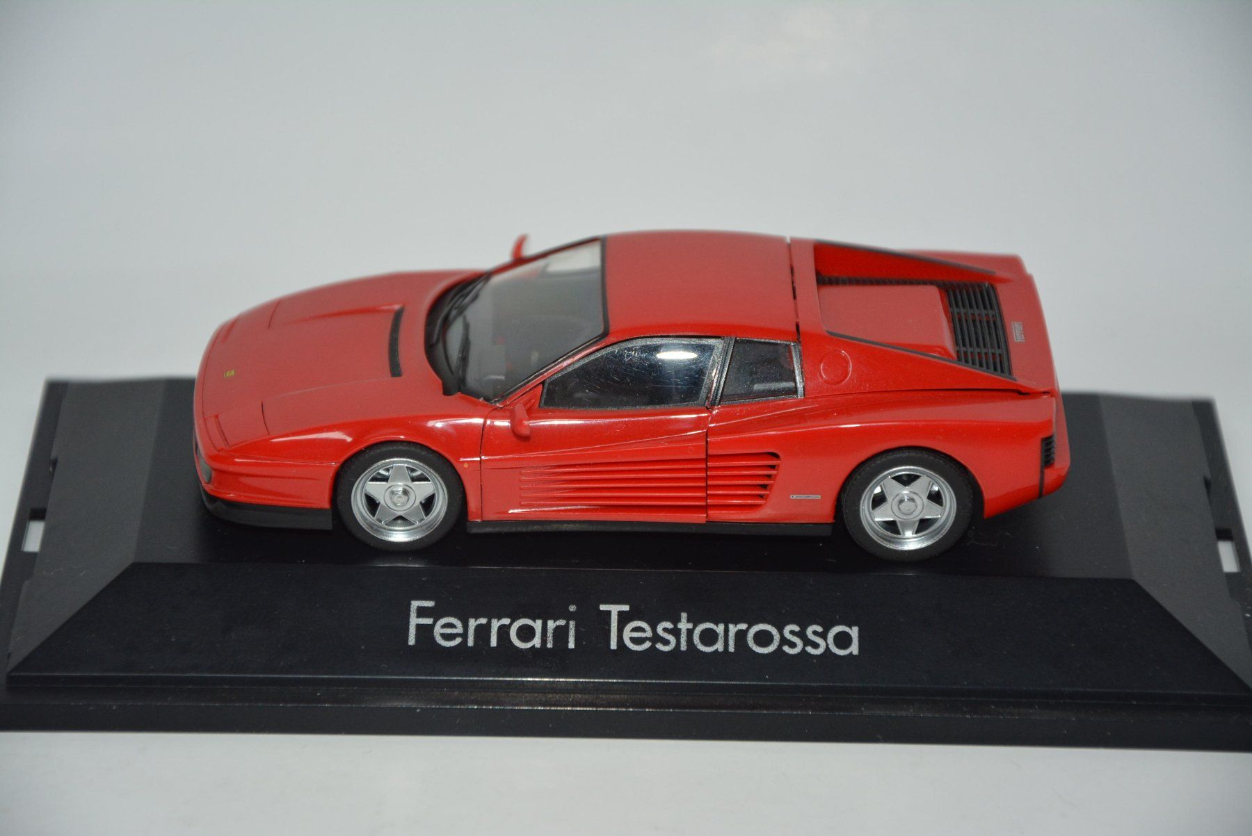 Ferrari Modellini d'auto: Ferrari Testarossa , Herpa ,1:43 – Nuovo (secondo la descrizione) da Goldach venduto da Feivel9 1