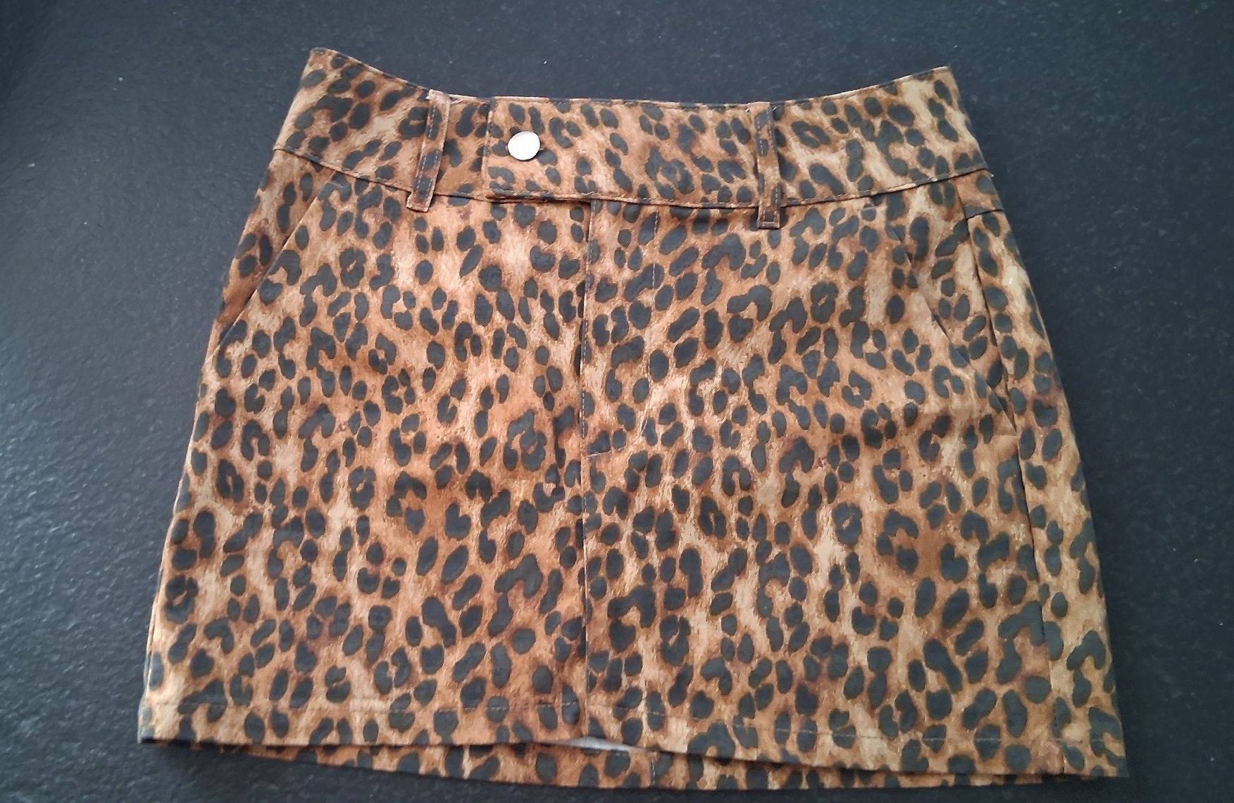 H&M Röcke: Minirock Leopardenmuster H&M Gr. 34 NEU – Neu (gemäss Beschreibung) aus Möhlin von Chicco19