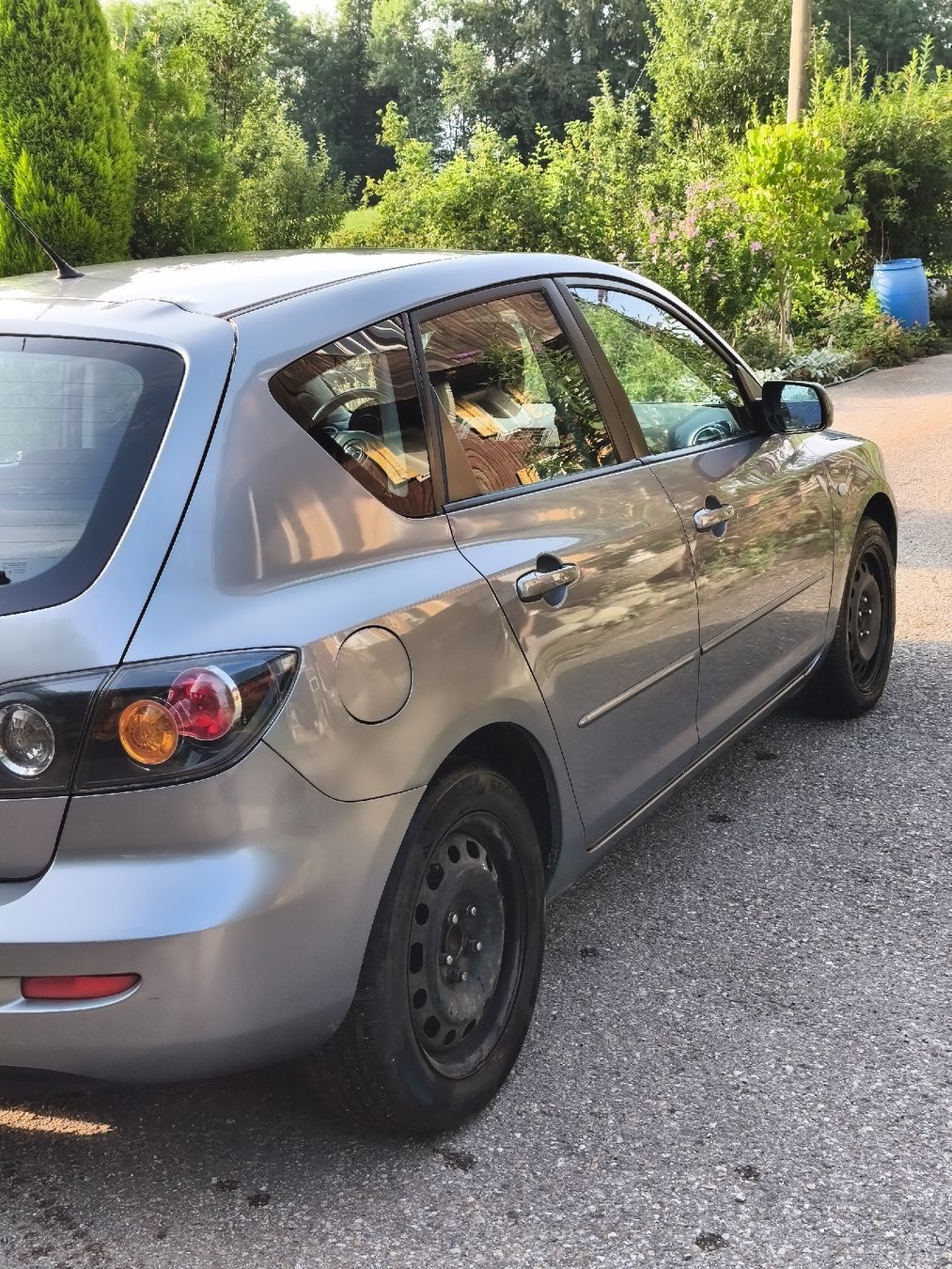 Mazda Automobili: Zu verkaufen Mazda 3 2.0 – Usato da Willisau venduto da Silvi96 1