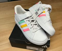 Neue Adidas Kinder-Sneaker Grand Court 2.0 Gr. 39.5