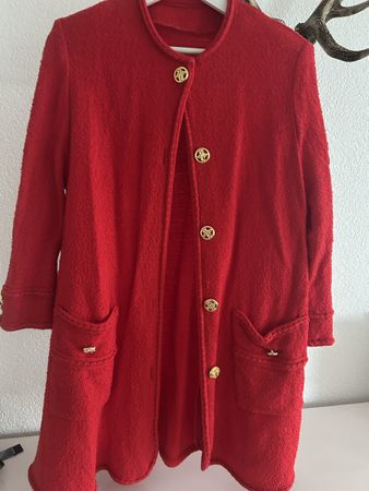 Rote Vintage Jacke mit goldenen Knöpfen M