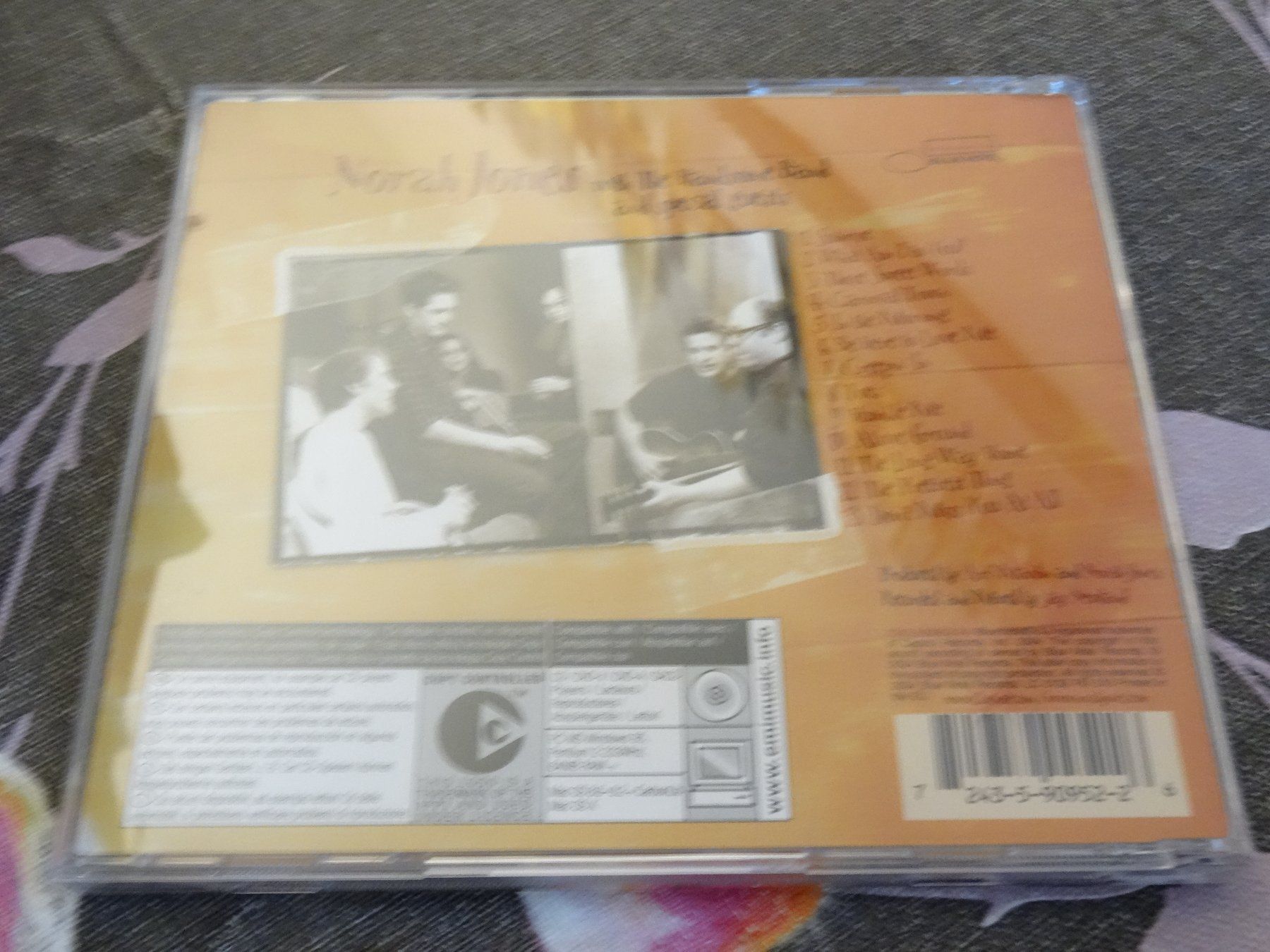CDs: Norah Jones - feels like home CD – Gebraucht aus Olten von Disc-Ausverkauf 1