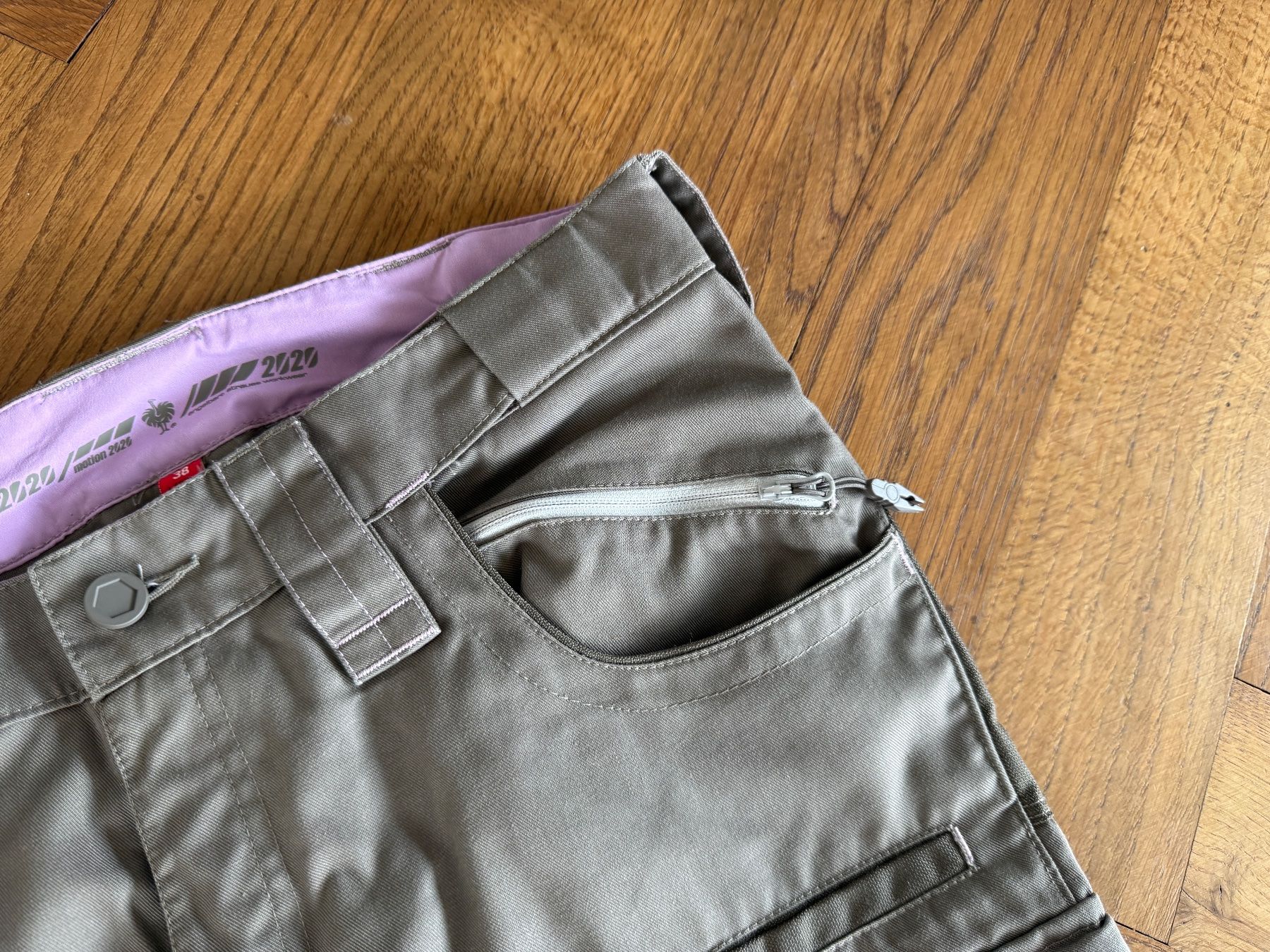 Engelbert Strauss Pantaloni: Damen Engelbert Strauss Grösse 38 Hose motion 2020 – Usato da Ennetbaden venduto da mapa05 2