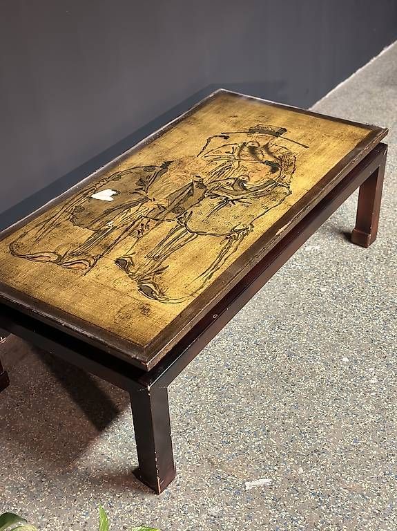 Tavoli: Asiatischer Couchtisch mit Kunstmotiv – Usato da Basel venduto da ele_pc7g 1
